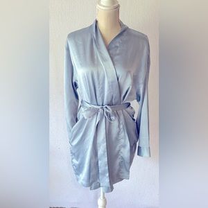VS 💗O/S Light Blue Rob with Belt and Pockets